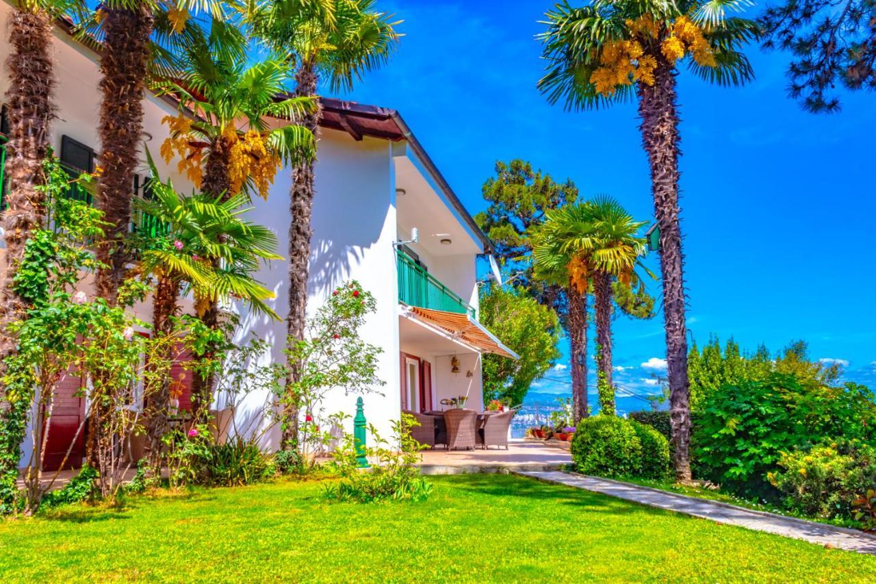 Apartment Leon And Leona โอปาติยา ภายนอก รูปภาพ